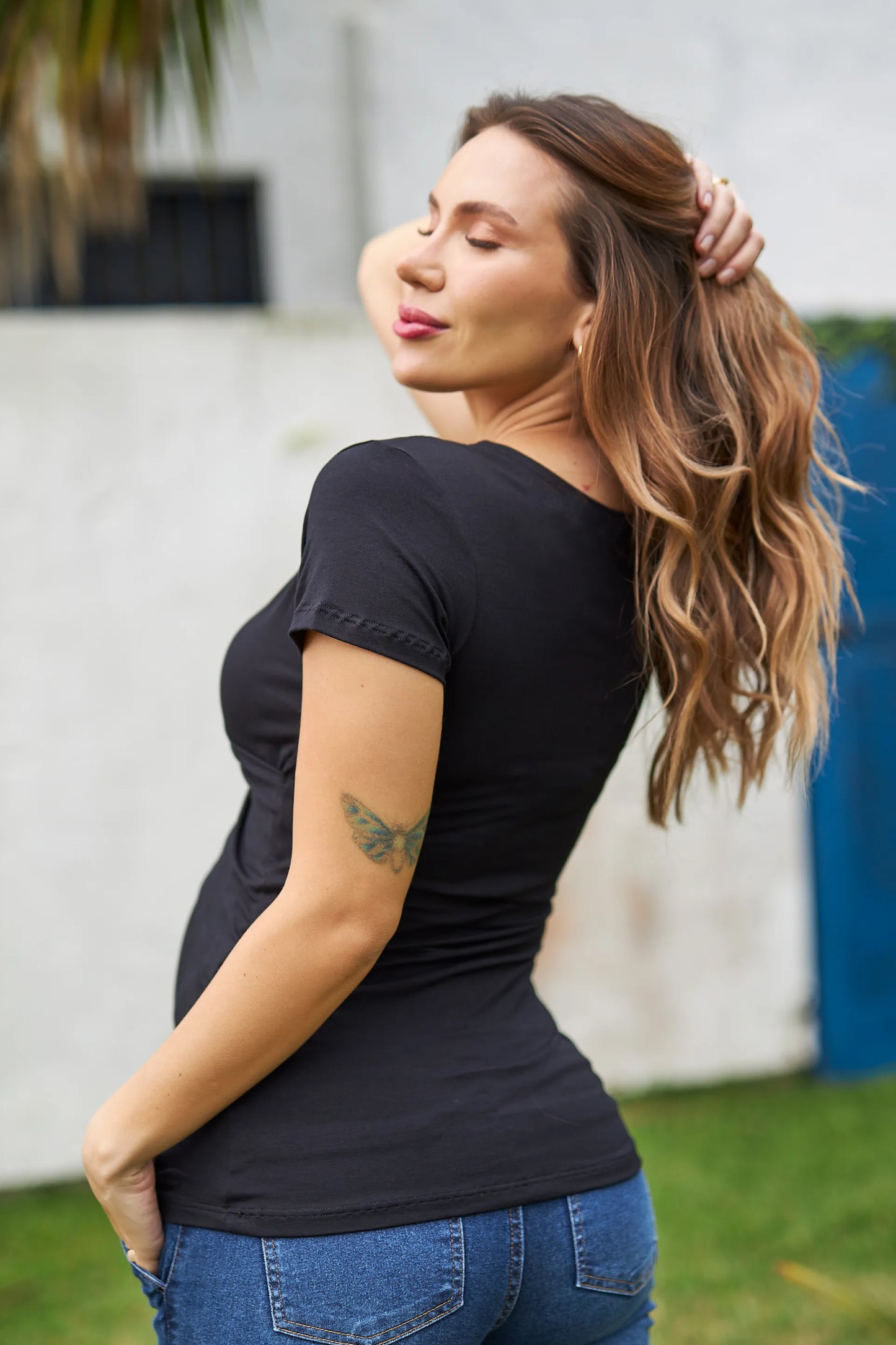 BLUSA GESTANTE E AMAMENTAÇÃO MANGA CURTA COM TRANSPASSE