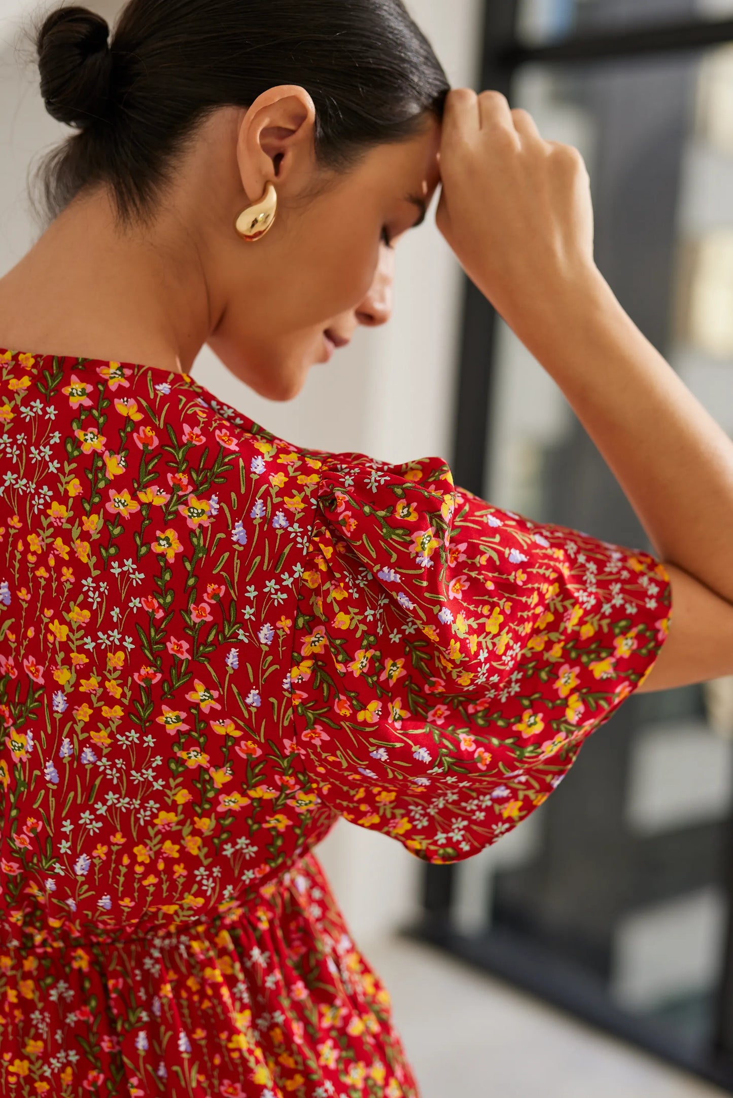 VESTIDO GESTANTE E AMAMENTAÇÃO ENVELOPE CURTO ESTAMPADO