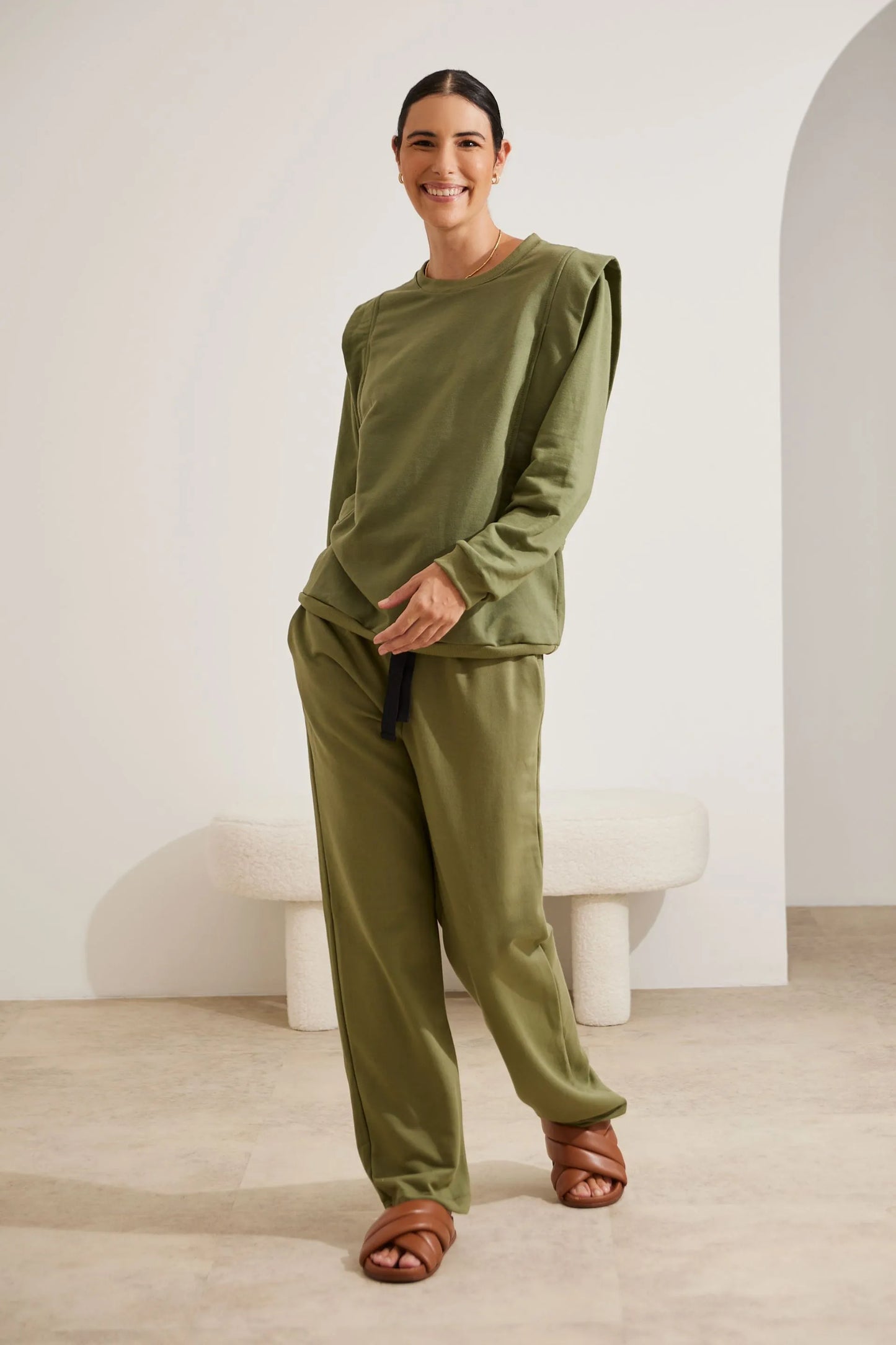 BLUSA DE MOLETOM PARA AMAMENTAR COM ZÍPER E RIBANA