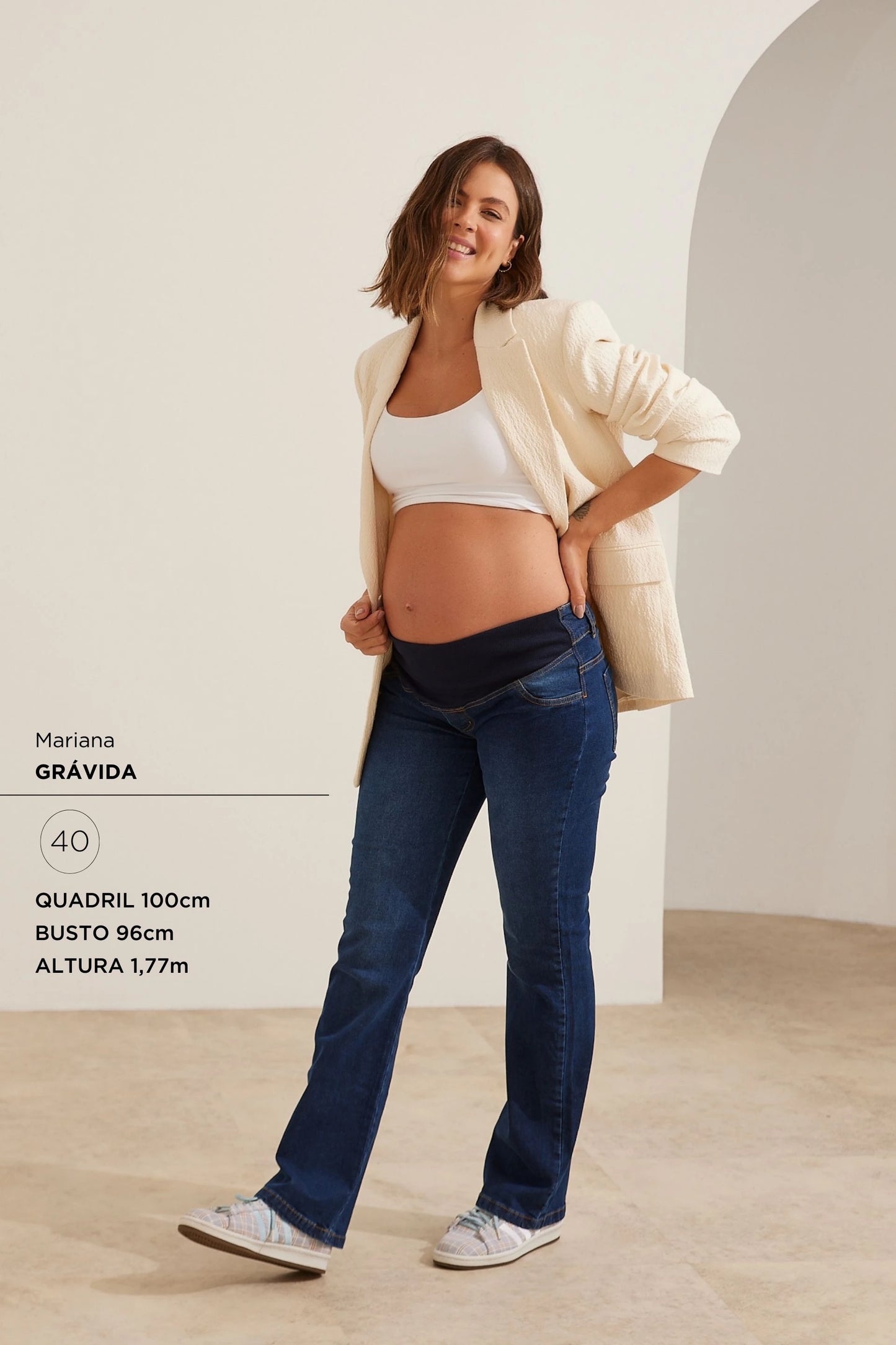 CALÇA JEANS CLÁSSICA CÓS AJUSTÁVEL GESTANTE E PÓS-PARTO