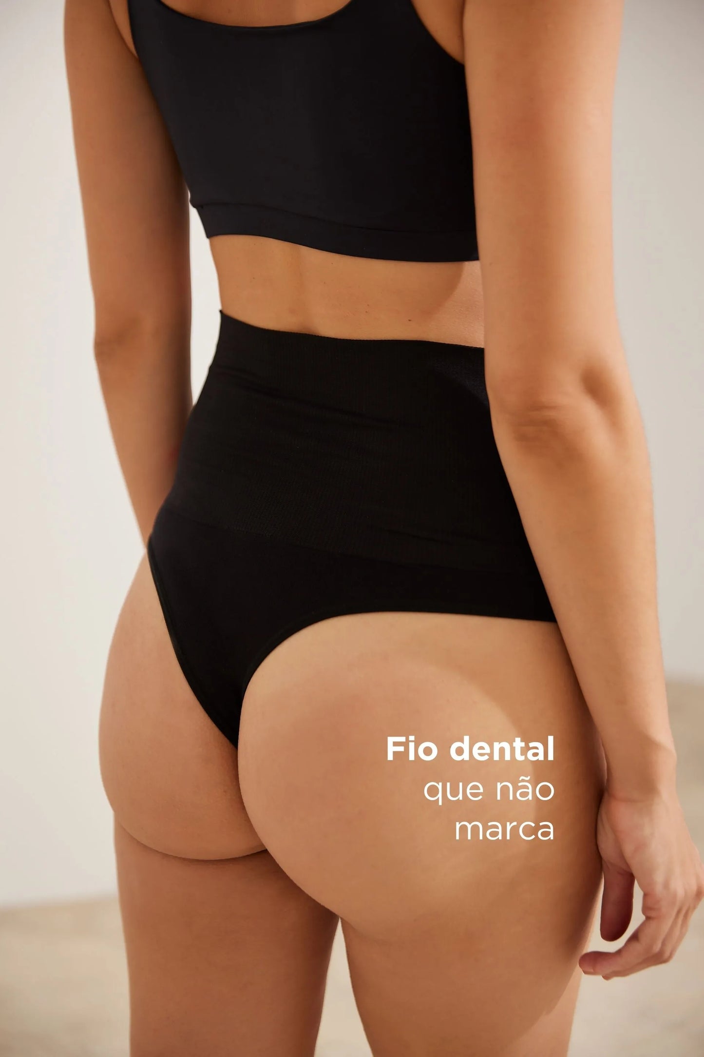CALCINHA FIO DENTAL DE COMPRESSÃO PÓS-PARTO SEM COSTURA