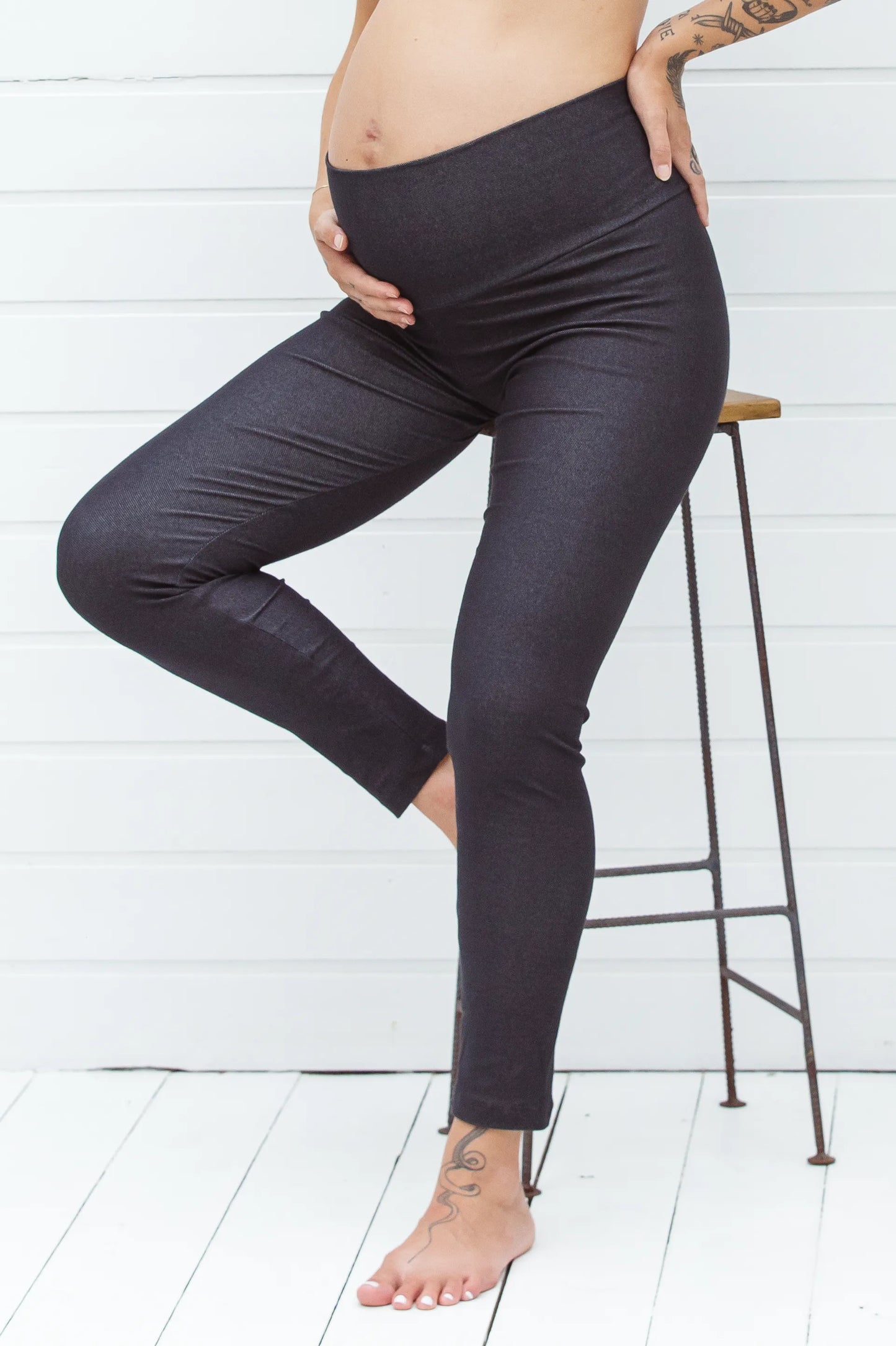 LEGGING BÁSICA GESTANTE DE MALHA JEANS