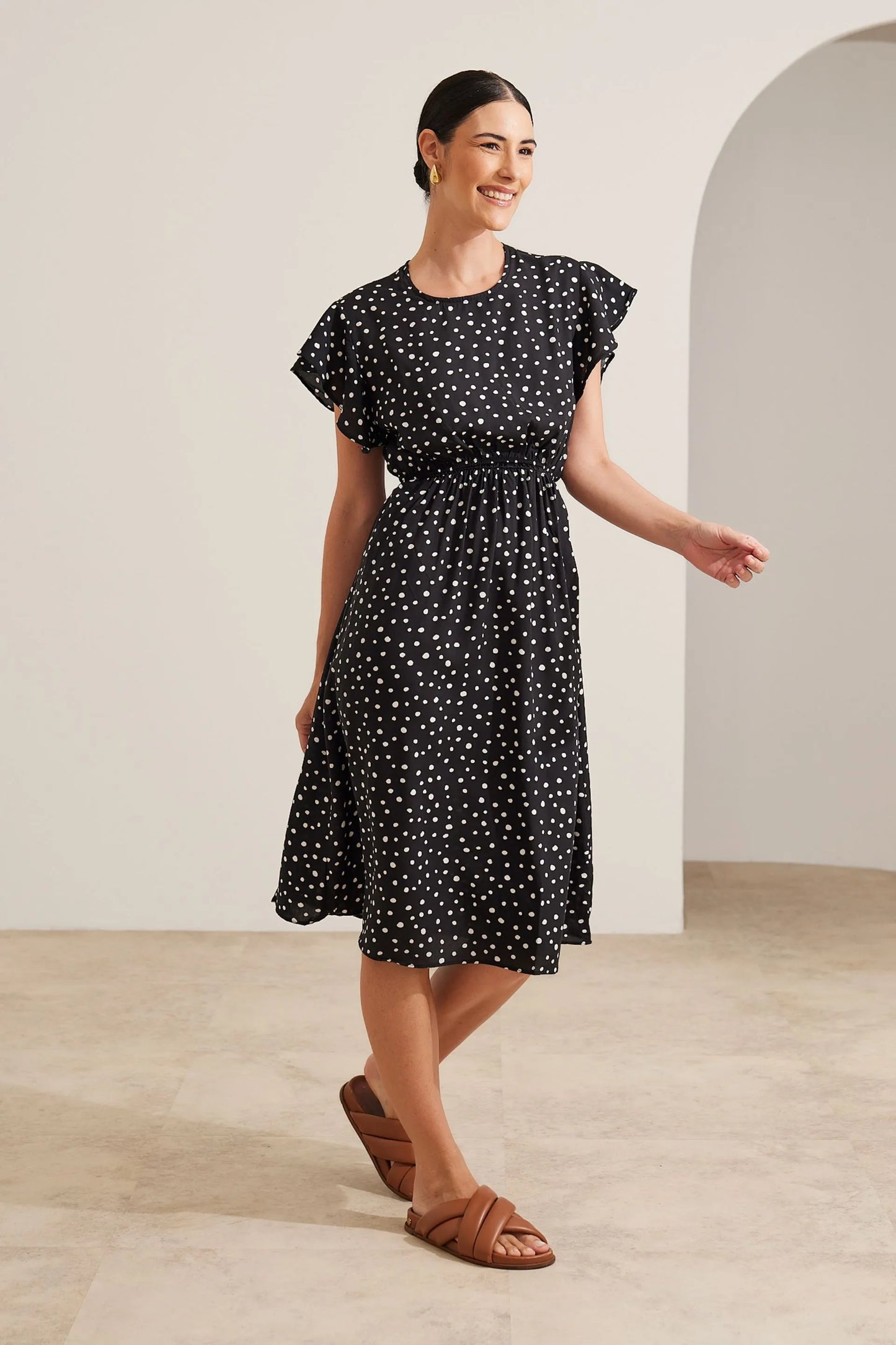 VESTIDO COM BABADOS MIDI GESTANTE E AMAMENTAÇÃO