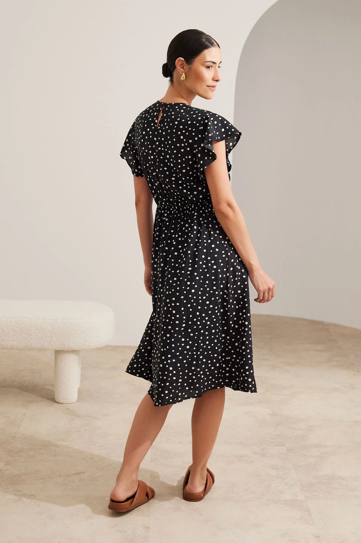 VESTIDO COM BABADOS MIDI GESTANTE E AMAMENTAÇÃO