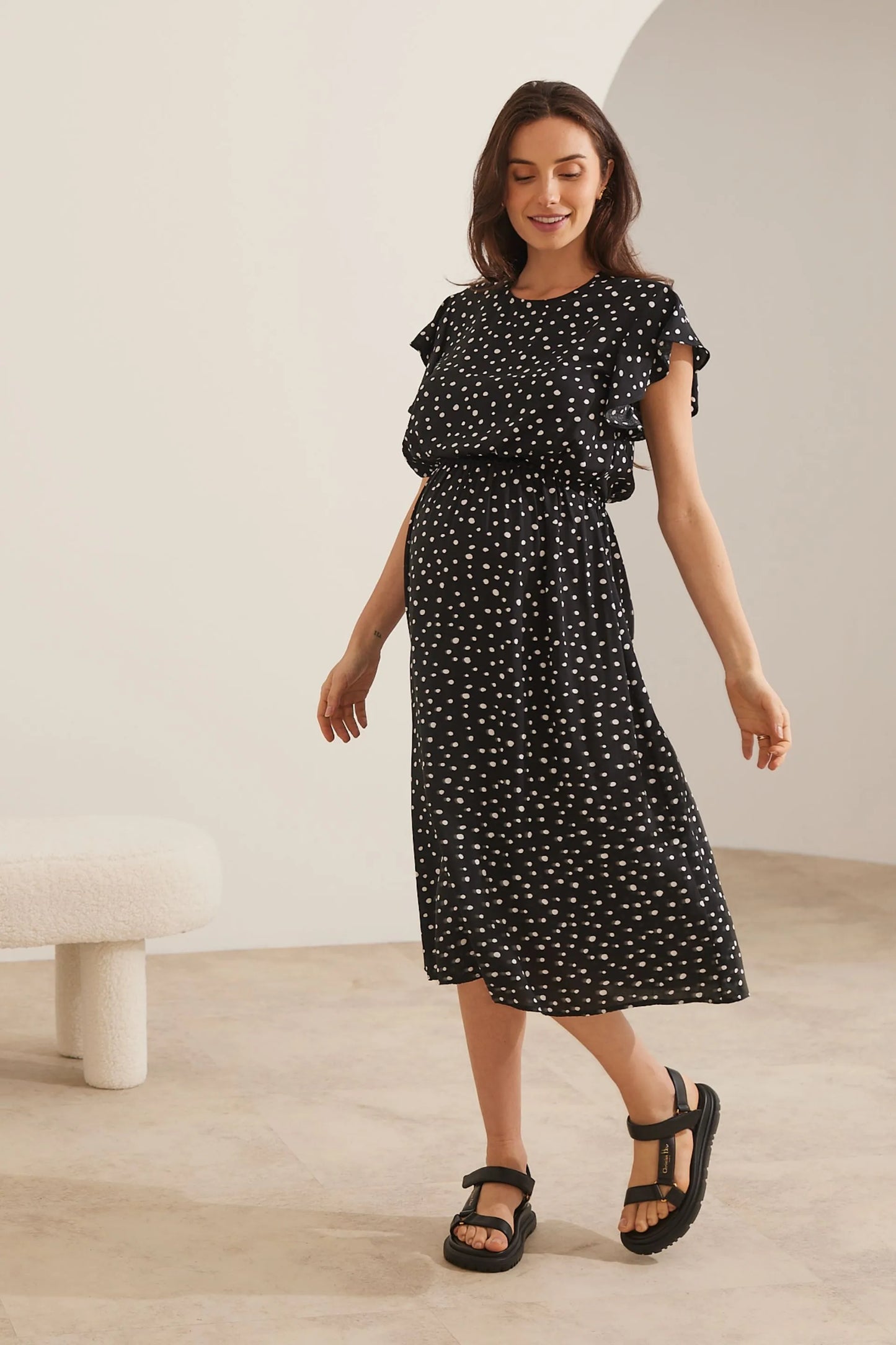 VESTIDO COM BABADOS MIDI GESTANTE E AMAMENTAÇÃO
