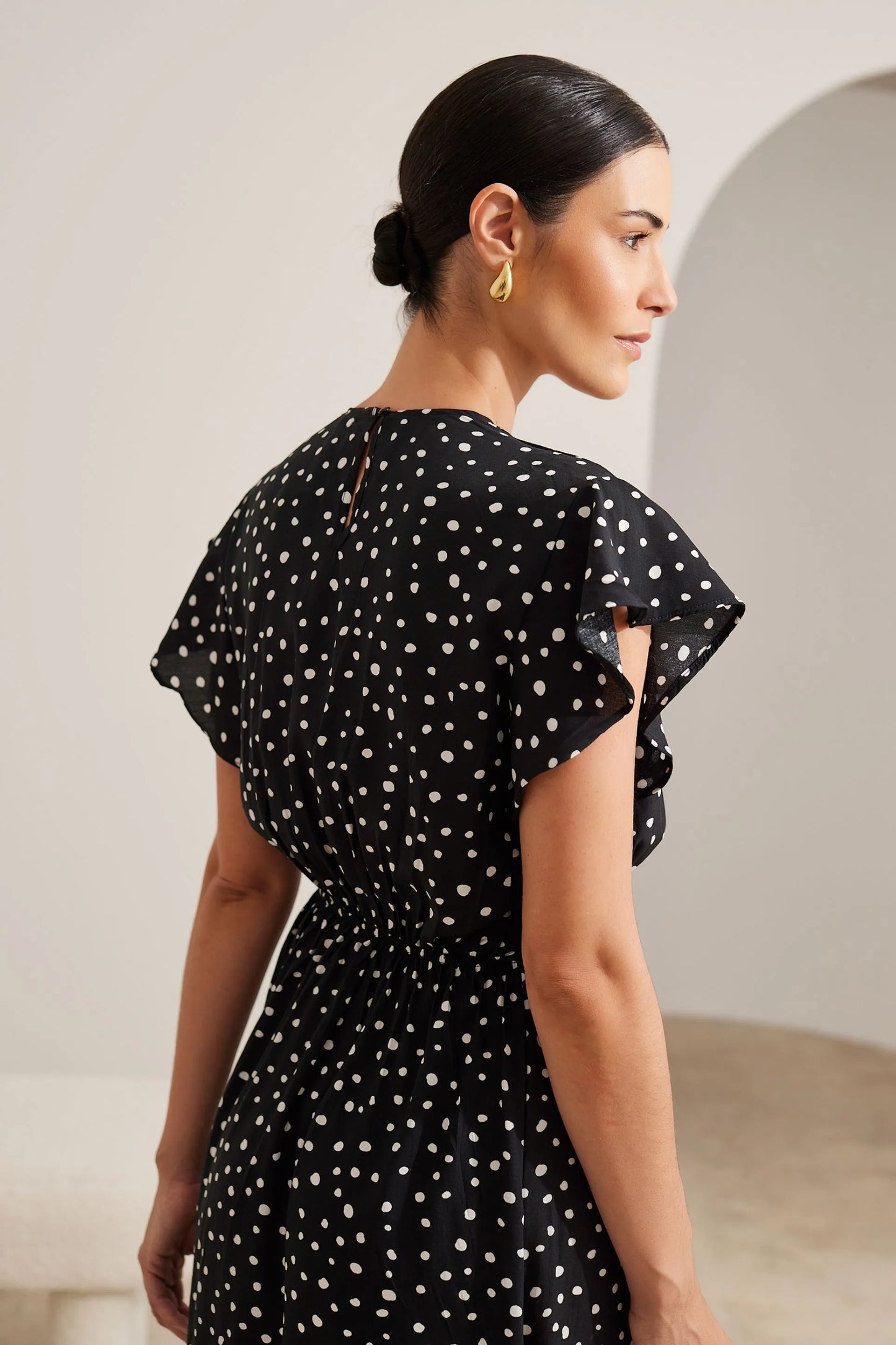 VESTIDO COM BABADOS MIDI GESTANTE E AMAMENTAÇÃO