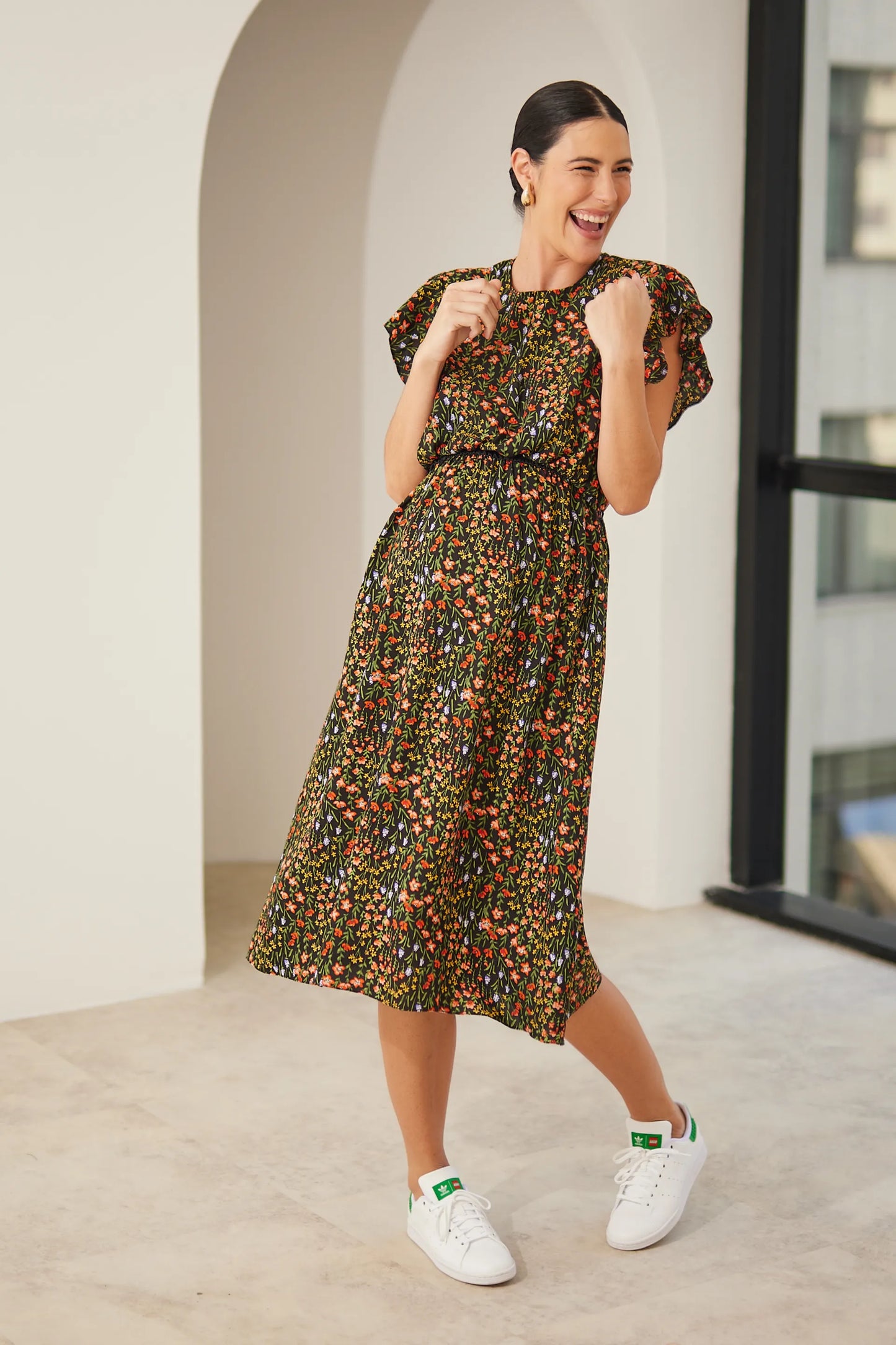 VESTIDO COM BABADOS MIDI GESTANTE E AMAMENTAÇÃO