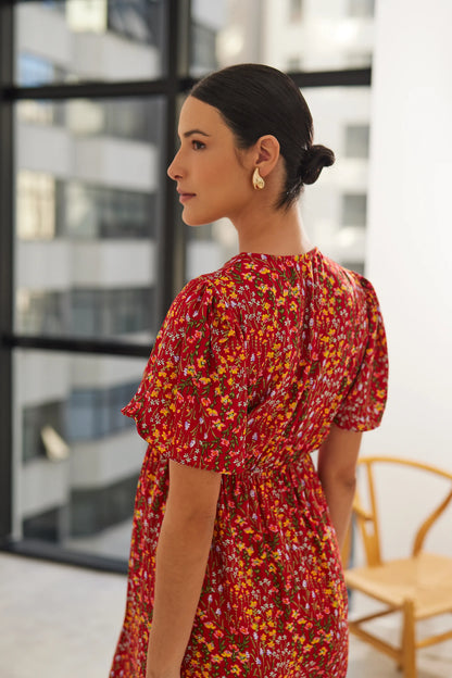 VESTIDO GESTANTE E AMAMENTAÇÃO ENVELOPE CURTO ESTAMPADO