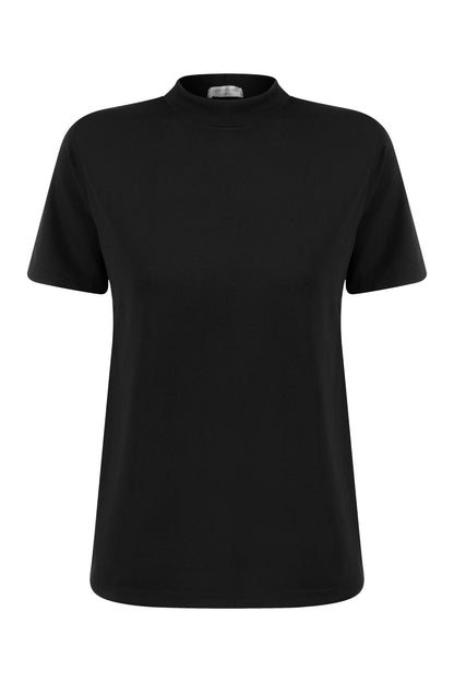 CAMISETA COM DETALHE OCULTO DE AMAMENTAÇÃO